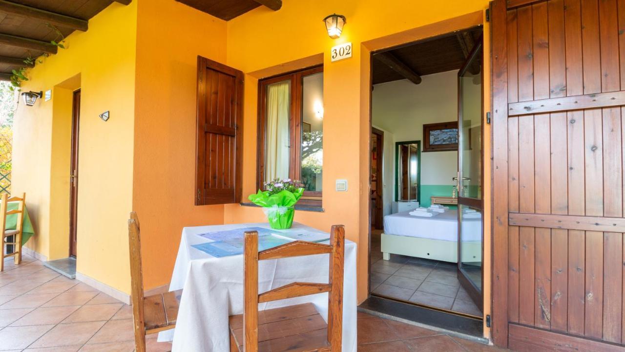 Sa Mola Pension Bonarcado Buitenkant foto