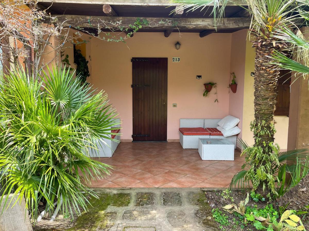 Sa Mola Pension Bonarcado Buitenkant foto
